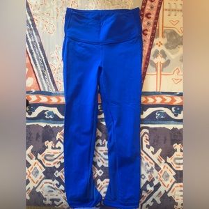LULULEMON cobalt blue workout capris leggings